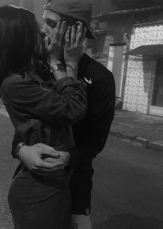 Featured image of post Beso Fotos De Parejas Tumblr