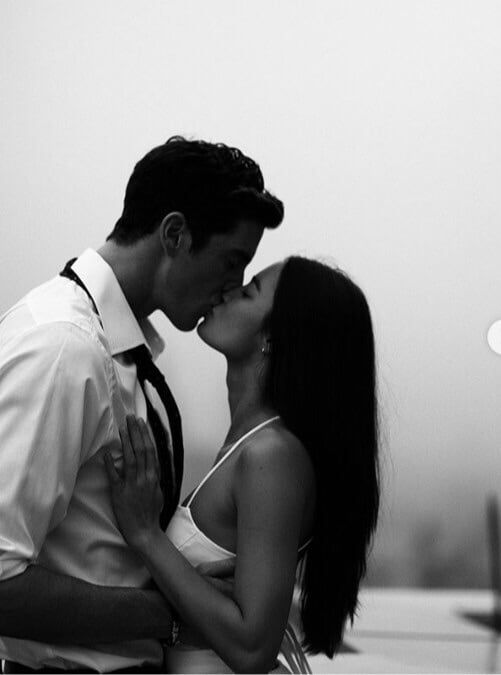 Featured image of post Beso Poses Beso Fotos De Parejas Tumblr